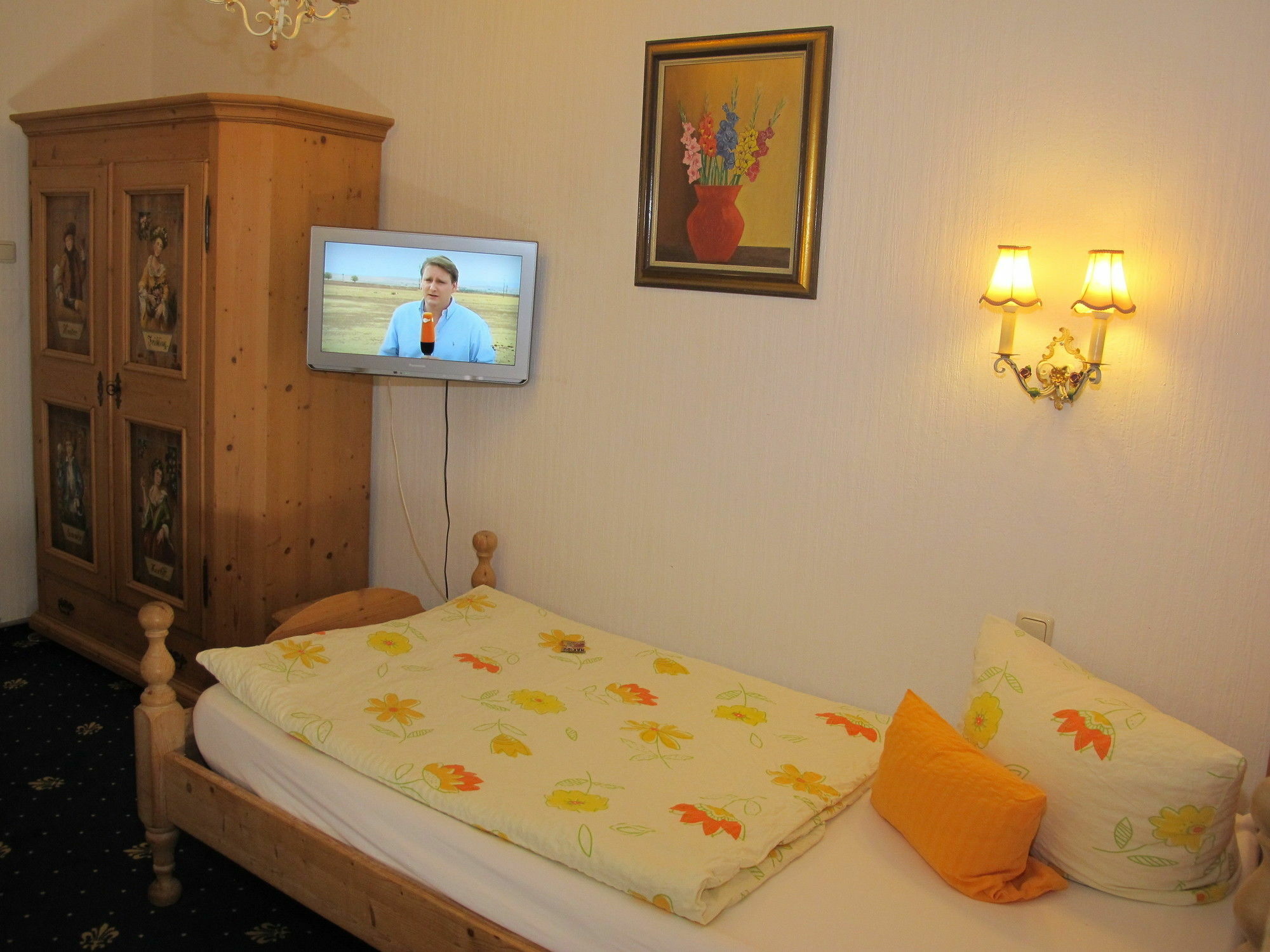Hotel Garni Almenrausch Und Edelweiss การ์มิช-พาร์เทนเคียร์เชน ภายนอก รูปภาพ